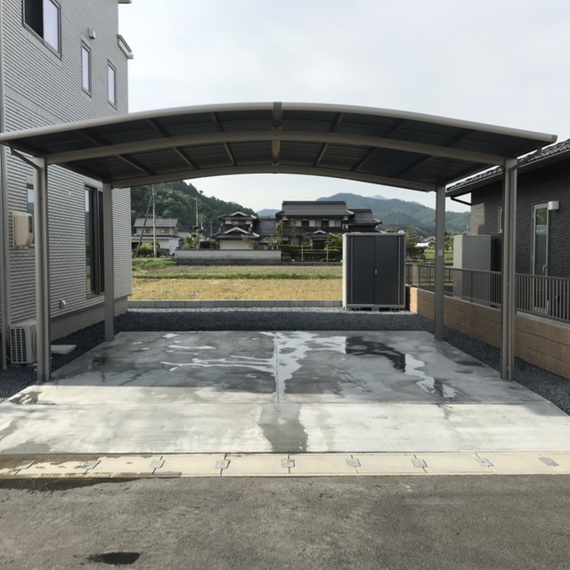 カーポート+土間コンクリートの画像