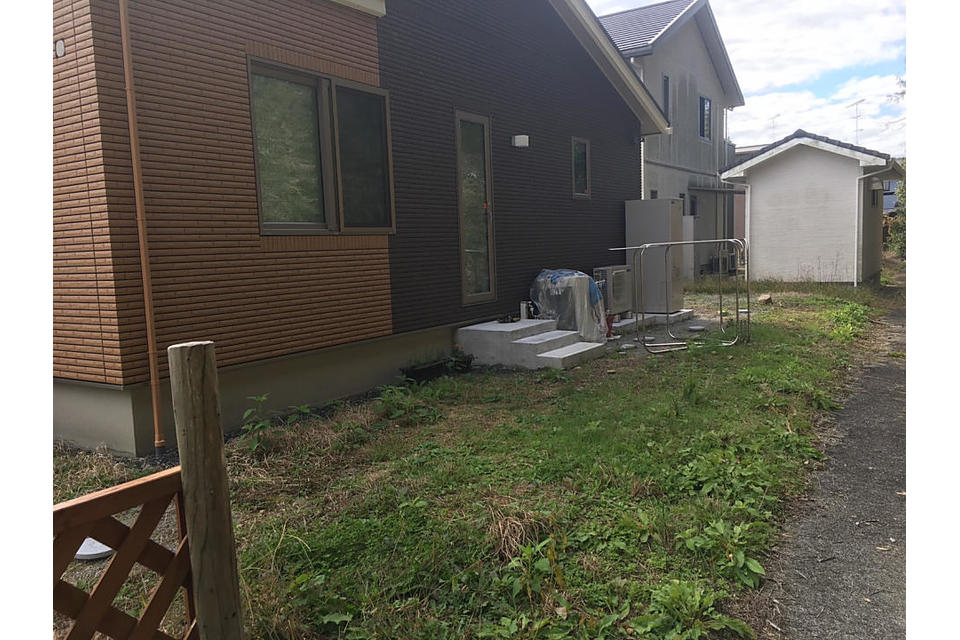 テラス屋根設置前の画像