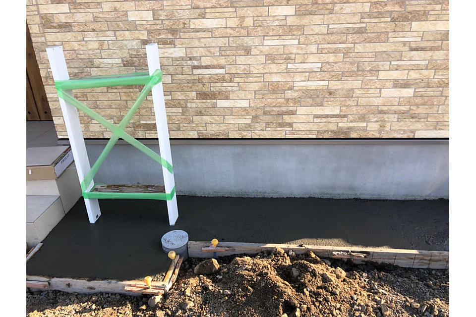 宅配ＢＯＸ施工途中の画像