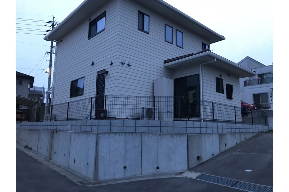 境界フェンス設置の画像