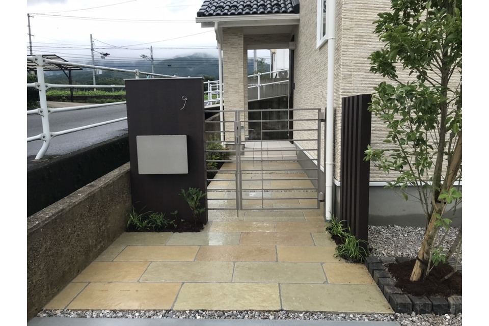 アプローチまわり完成②の画像