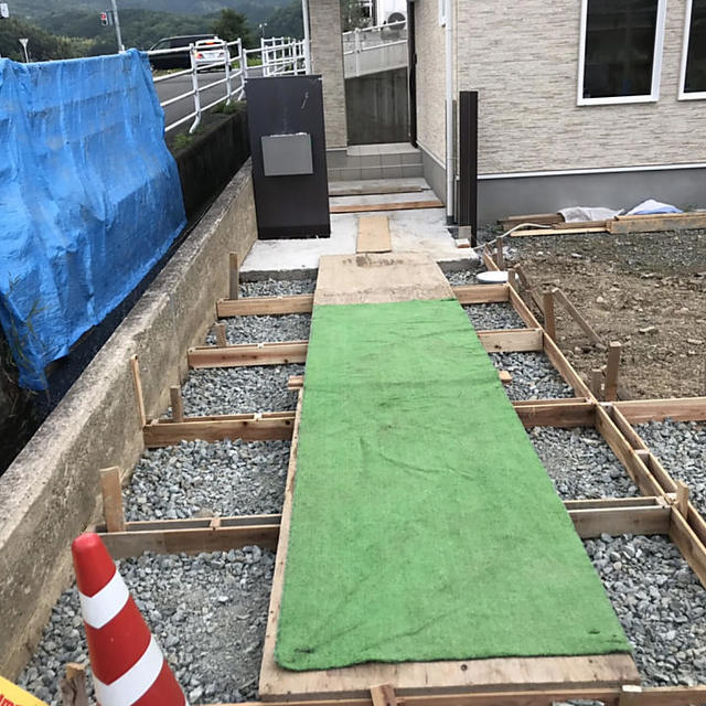 アプローチ工事中②の画像