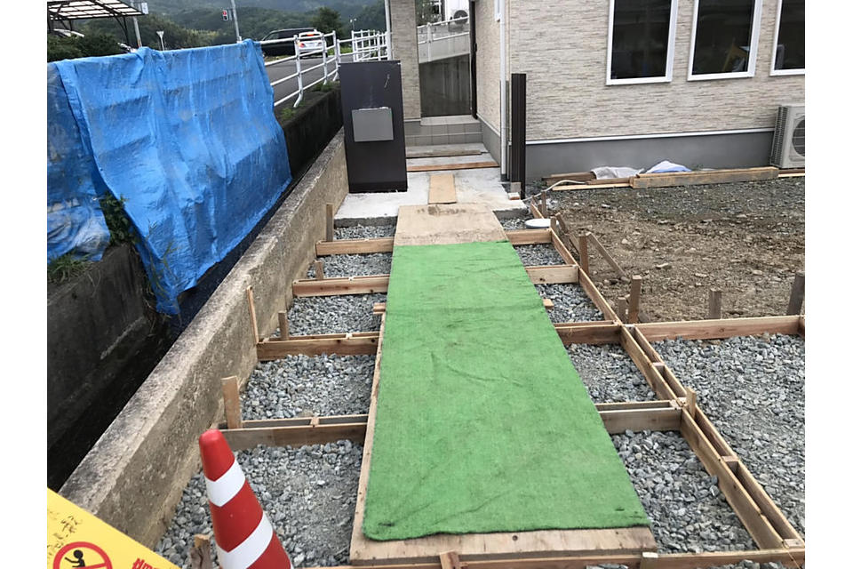 アプローチ工事中②の画像