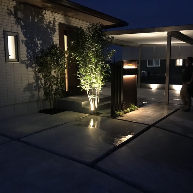 アプローチ（ライトアップ）の画像