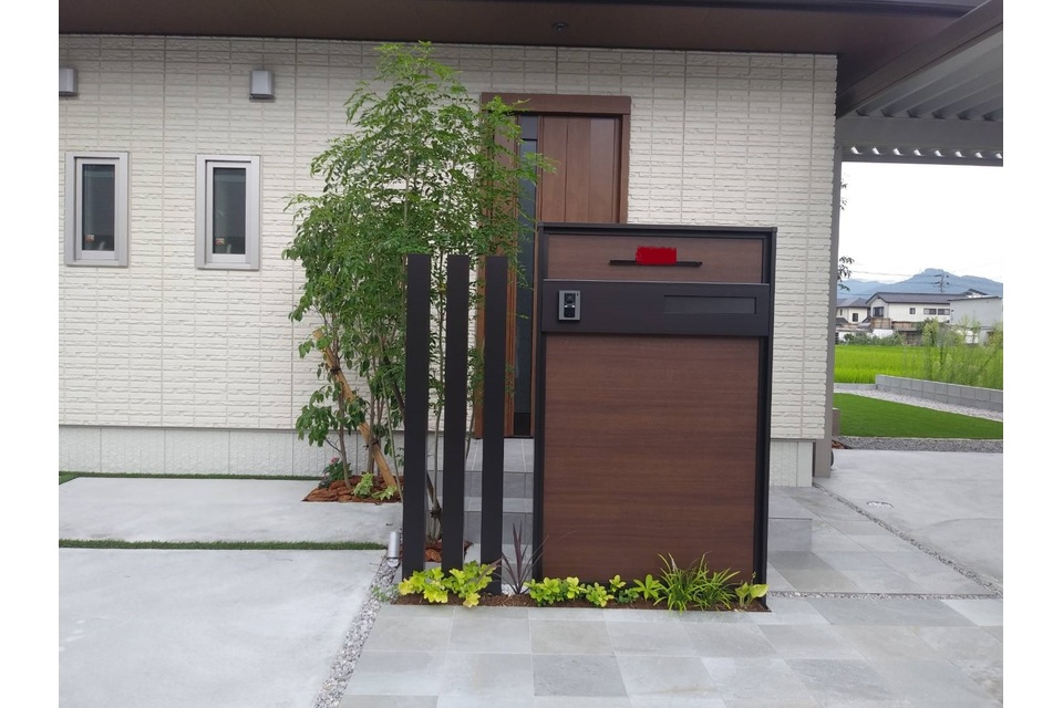 門柱（昼間）の画像