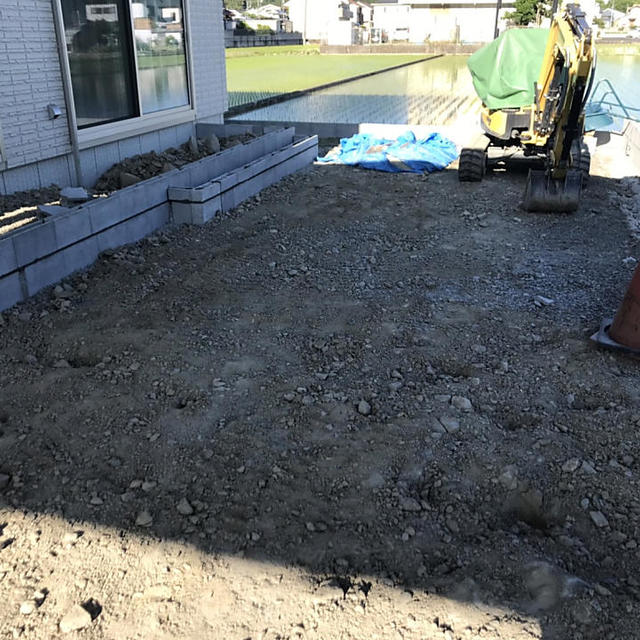 人工芝部分施工前の画像