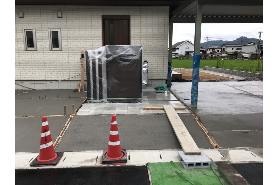 アプローチ土間施工②の画像