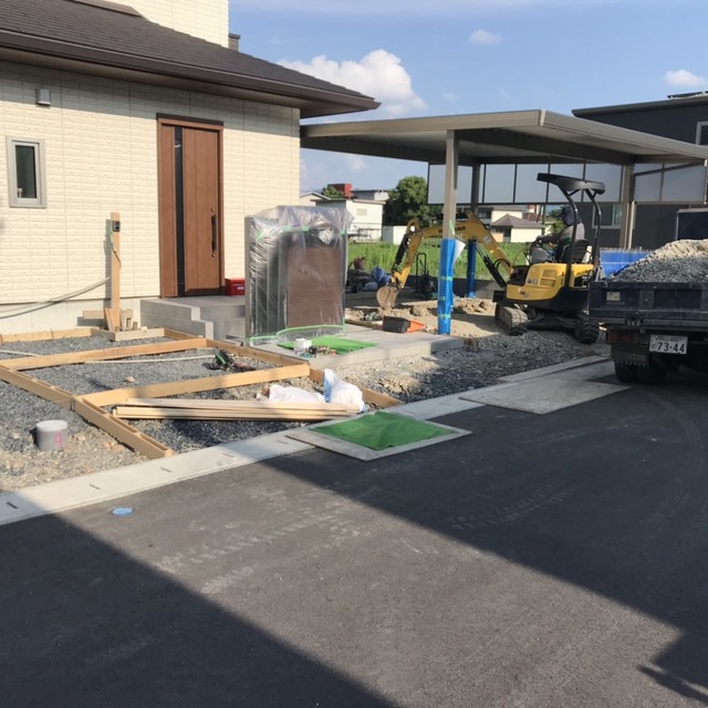 アプローチ土間施工③の画像