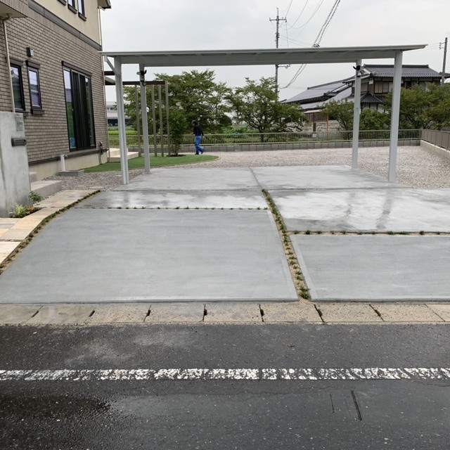 カーポート＋土間コンクリートの画像