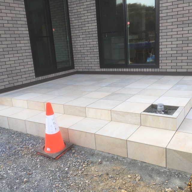 タイルデッキ完成の画像