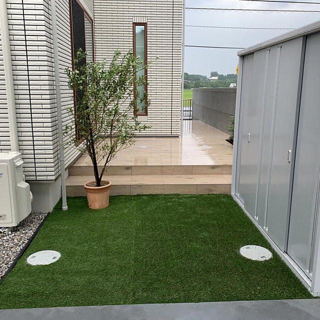 人工芝＋植栽の画像