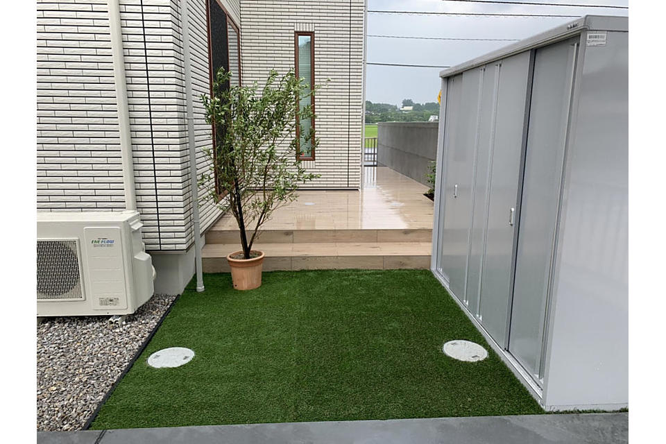 人工芝＋植栽の画像