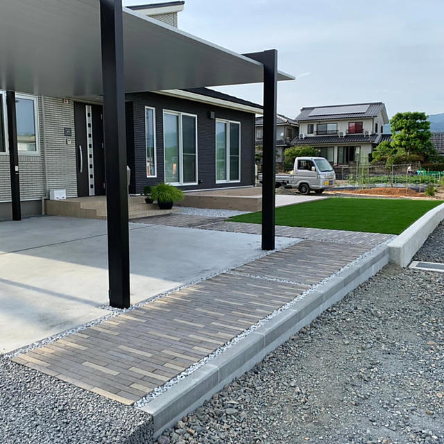 アプローチ・砂利敷の画像