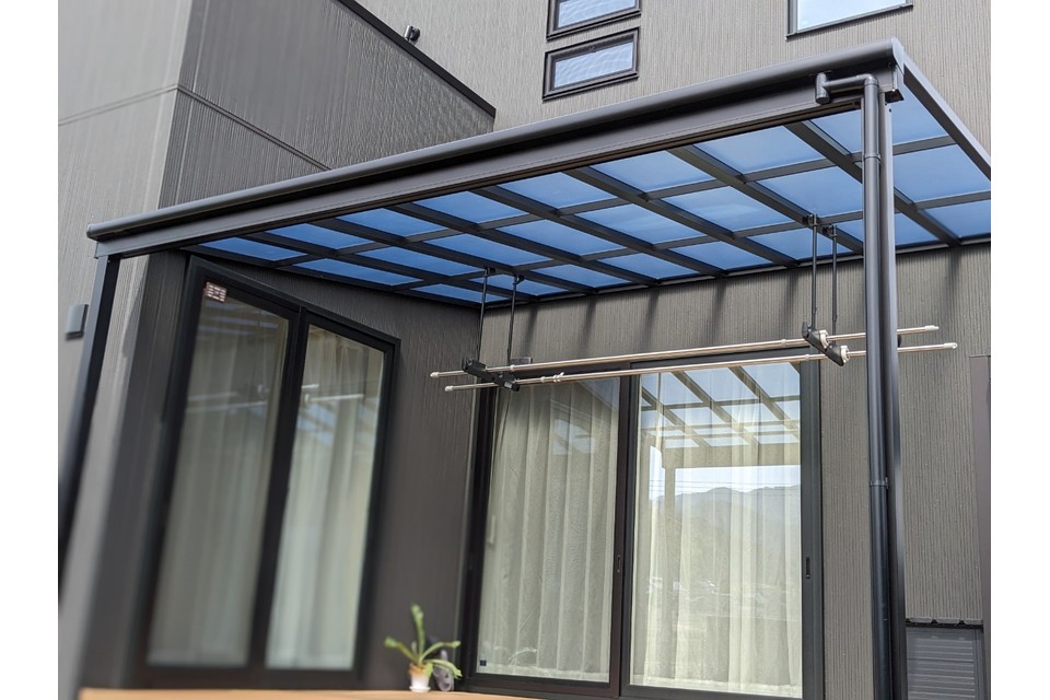 テラス屋根+物干しの画像