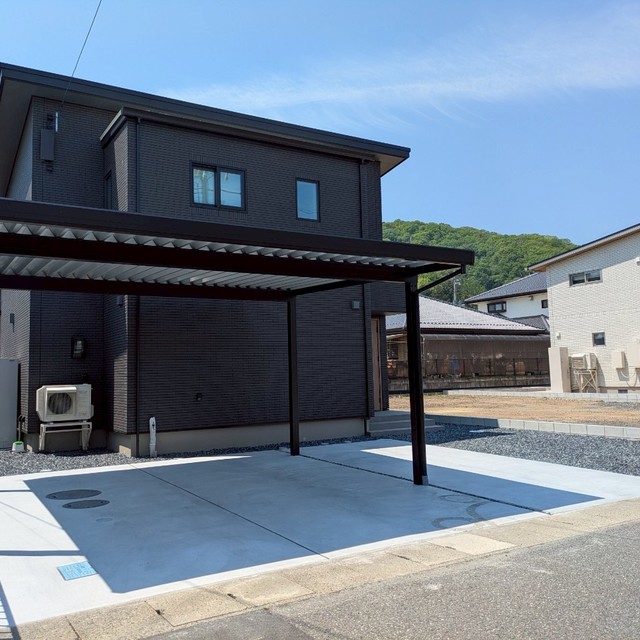 土間コンクリート・隠れミッキー風の画像