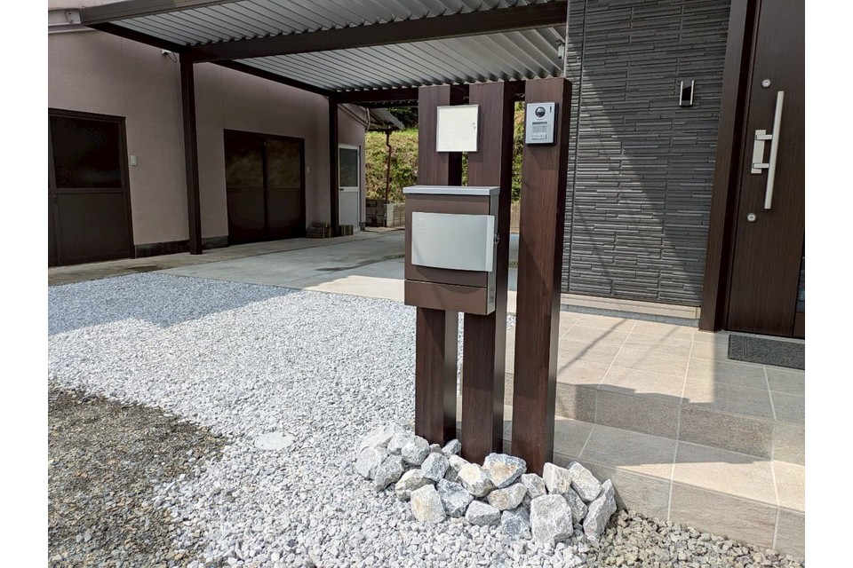 門柱・表札・ポストの画像