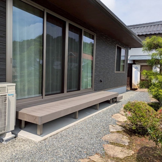 ウッドデッキの画像