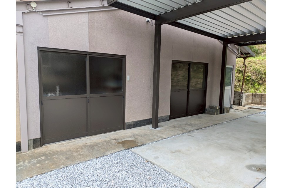 ドア交換の画像