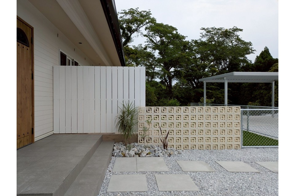 目隠しフェンスの画像