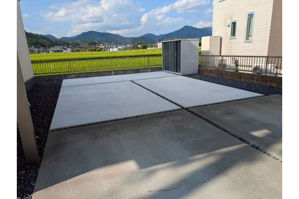 サブスペース・駐車場・土間コンクリートの画像