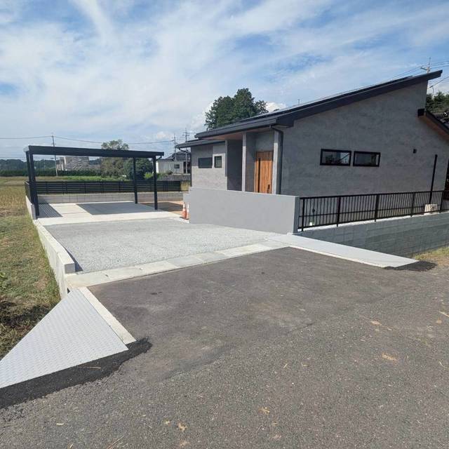 全体・正面の画像