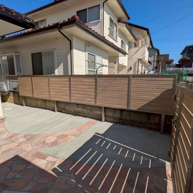 目隠しフェンスの画像