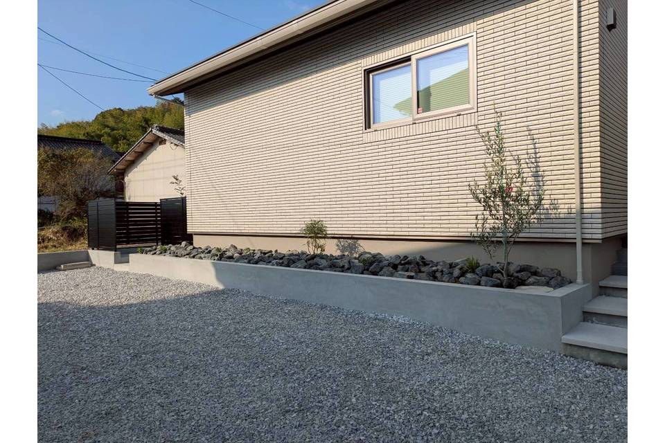 花壇モルタル塗りの画像