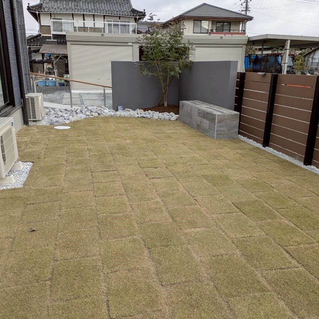 天然芝の画像