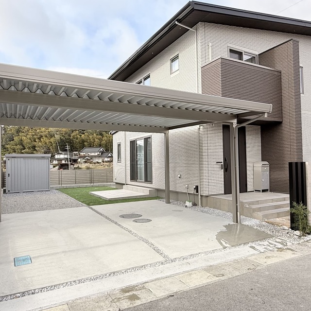 カーポート・折半屋根・2台用・土間コンクリートの画像