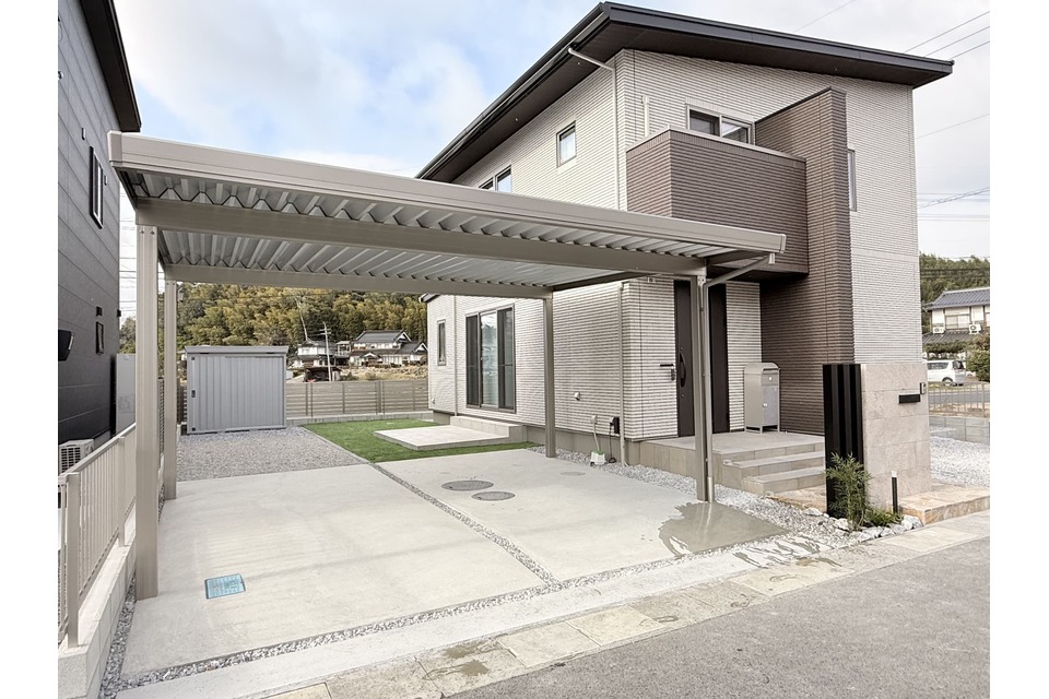 カーポート・折半屋根・2台用・土間コンクリートの画像
