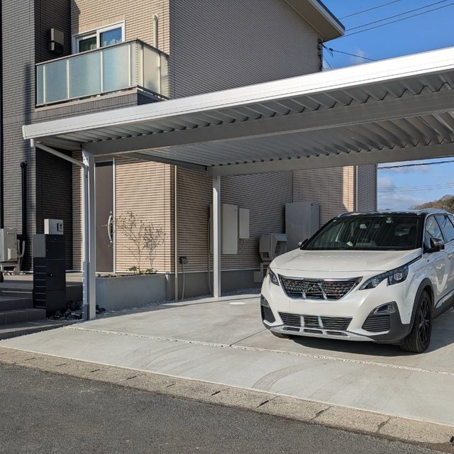 カーポート・土間コンクリート・駐車場の画像