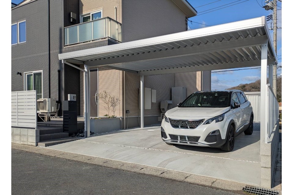 カーポート・土間コンクリート・駐車場の画像
