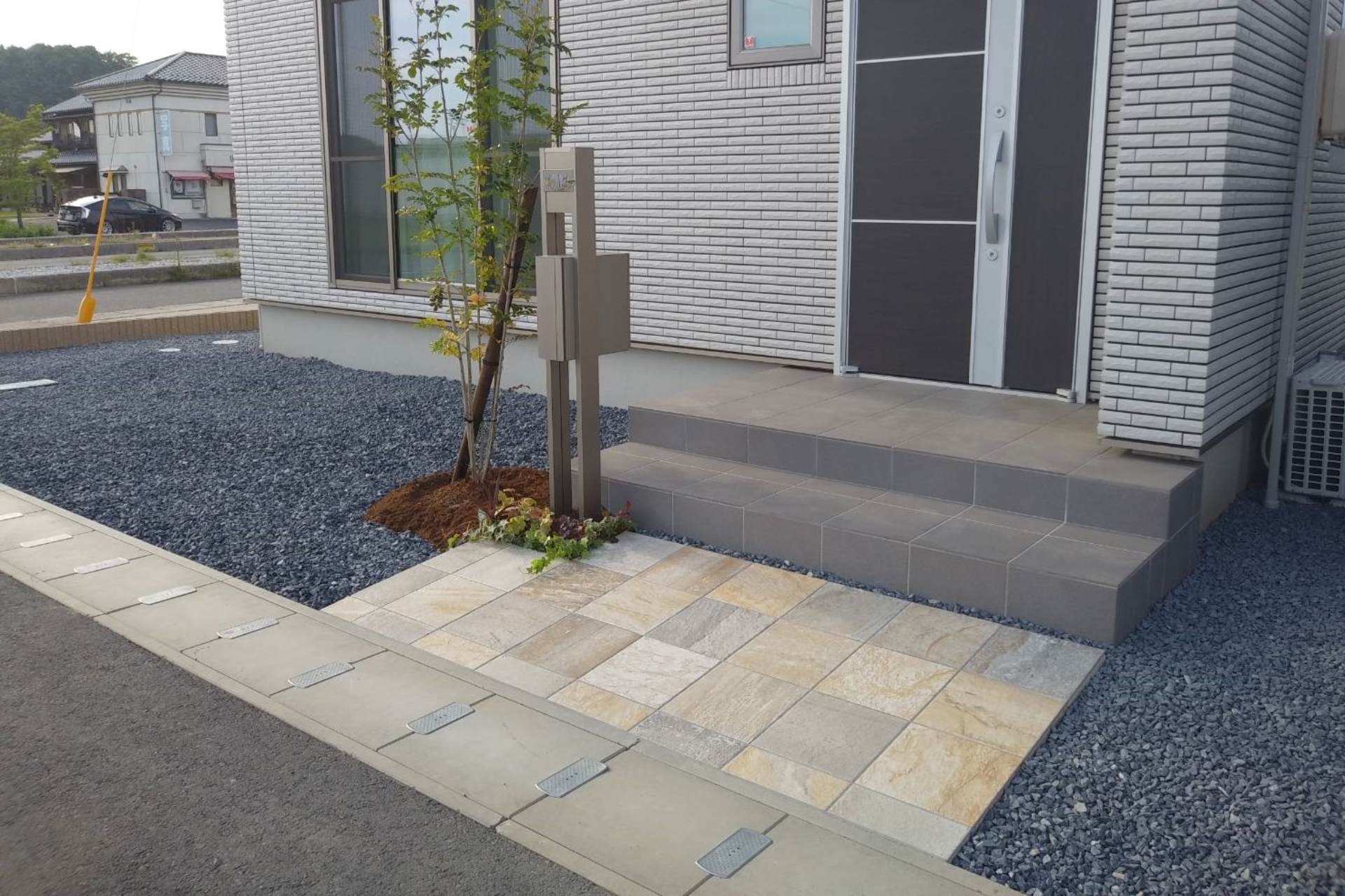 玄関アプローチの画像